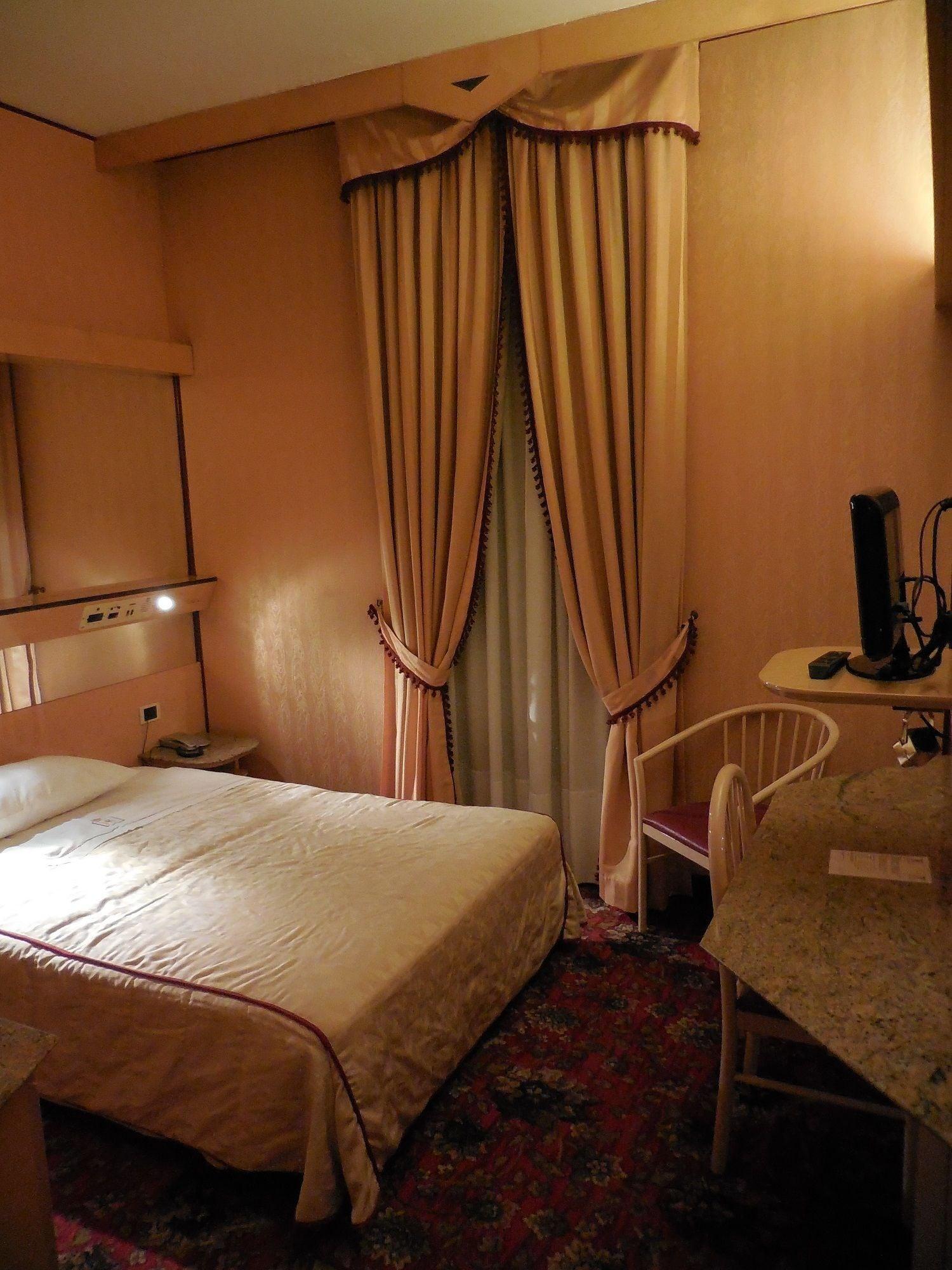 Hotel Roma Cesano Boscone Luaran gambar